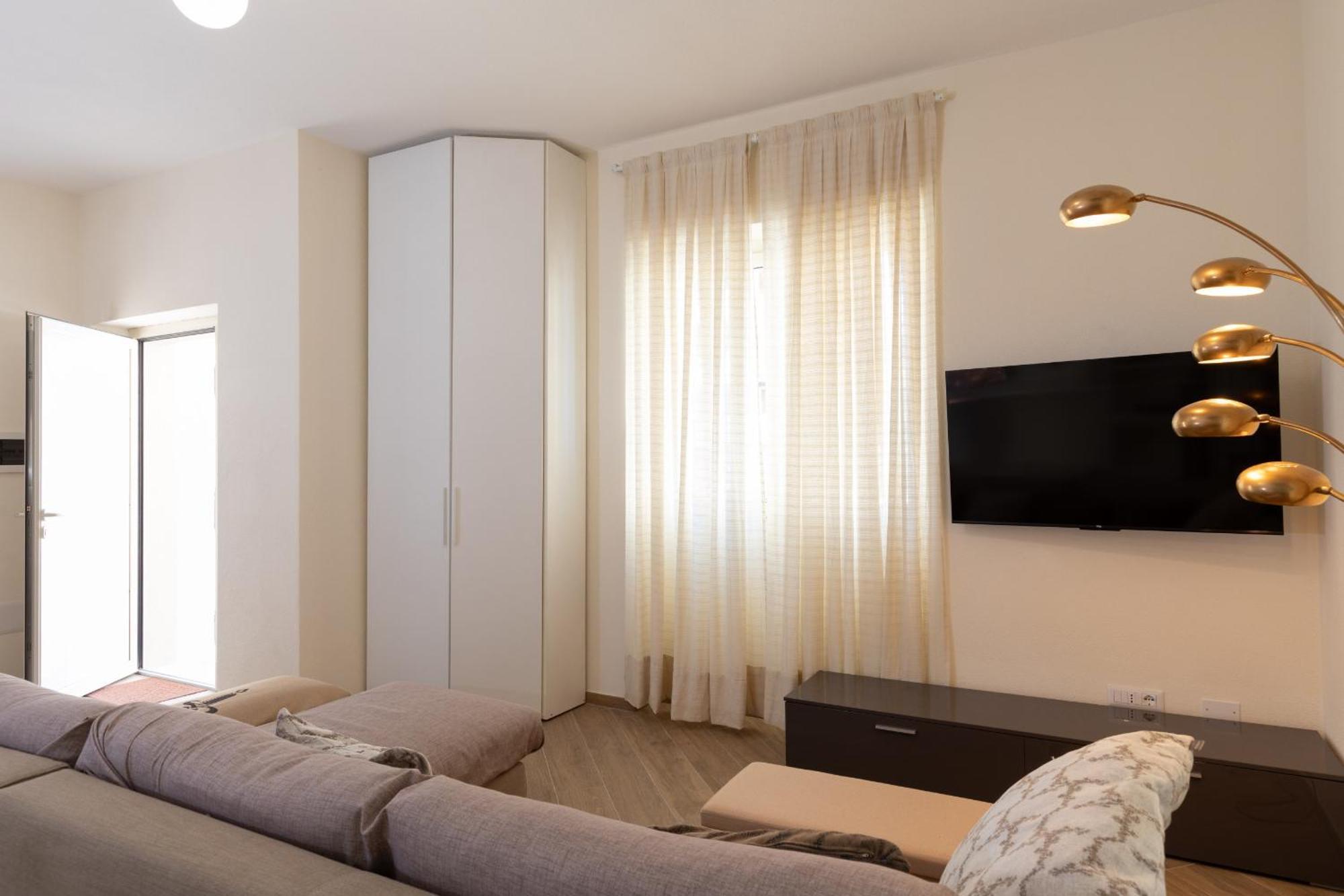 Apartment Casa Marina Con Patio By Wonderful Italy *